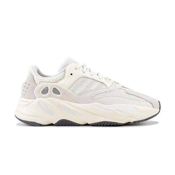 Yeezy Boost 700 Analog - Versamarthub